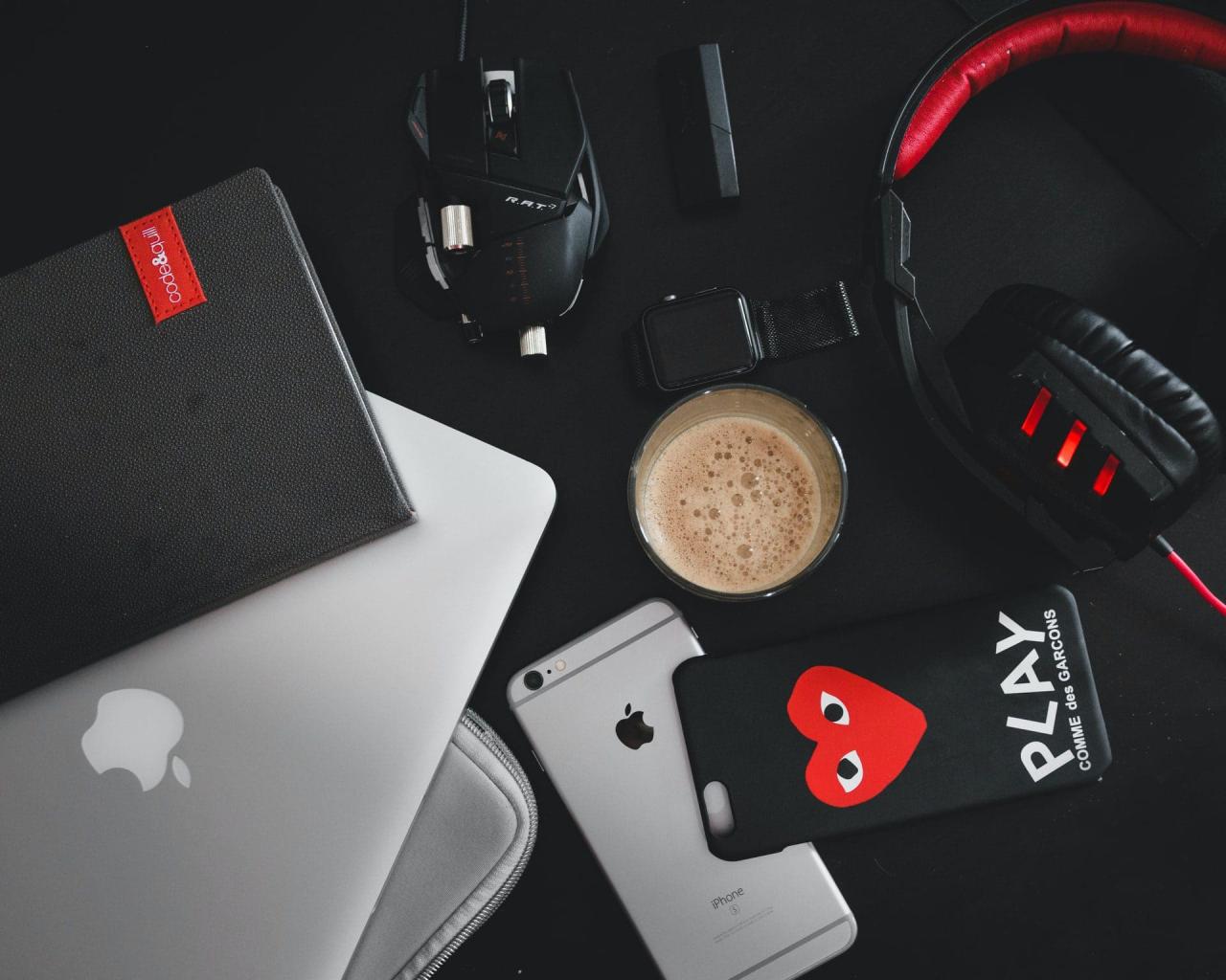The Latest Gadget Trends Transforming Everyday Life